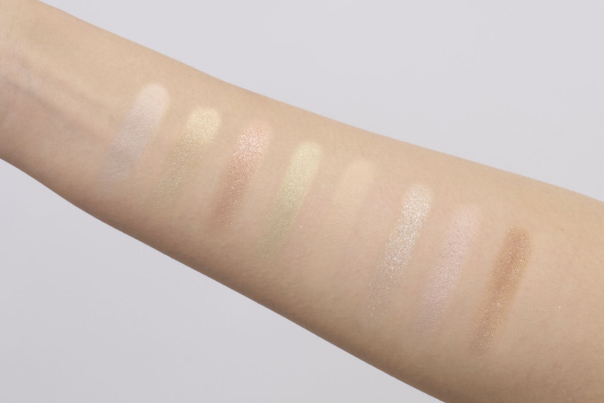 8色アイシャドウパレット